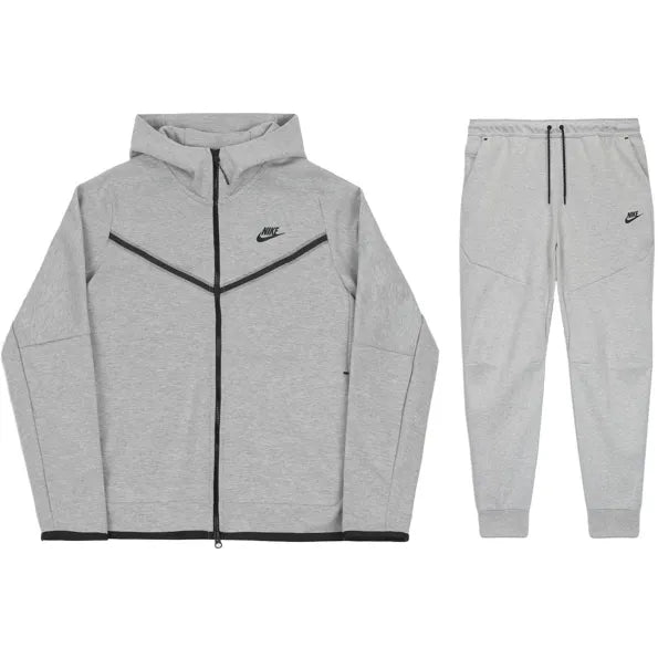 Nike Tech Essentials - Hoodie