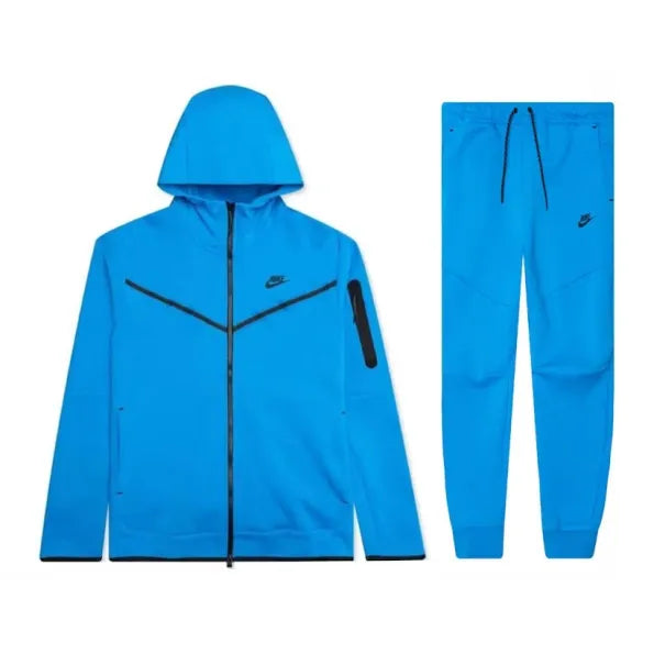 Nike Tech Essentials - Hoodie