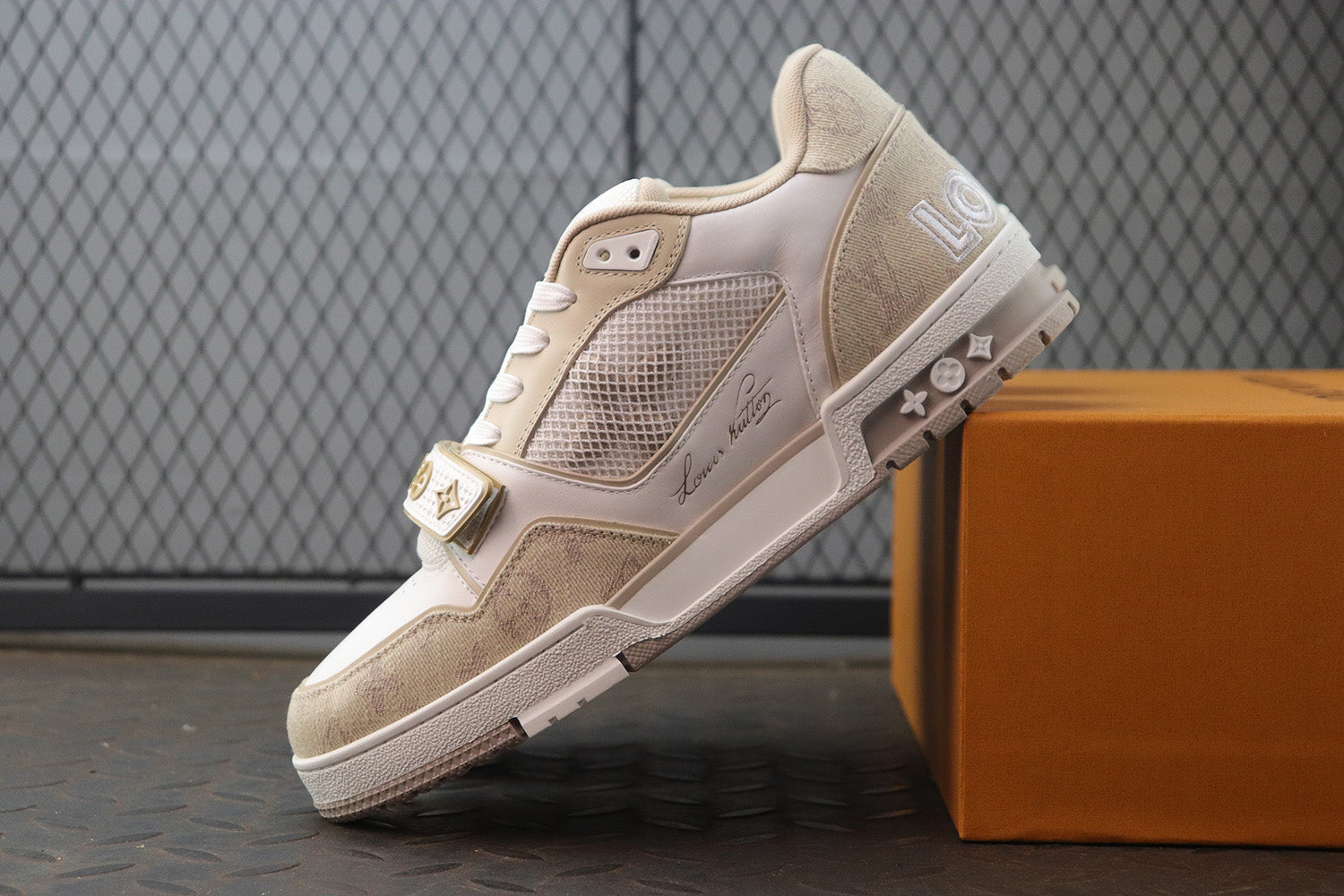 Louis Vuitton Trainer 'cream'