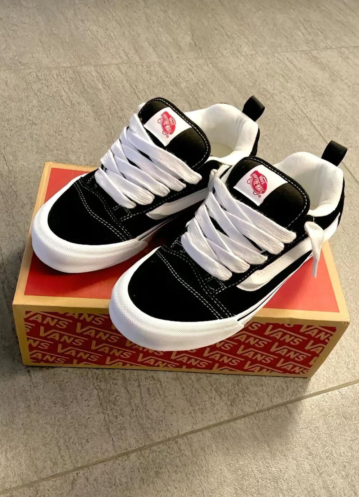 Vans Knu Skool