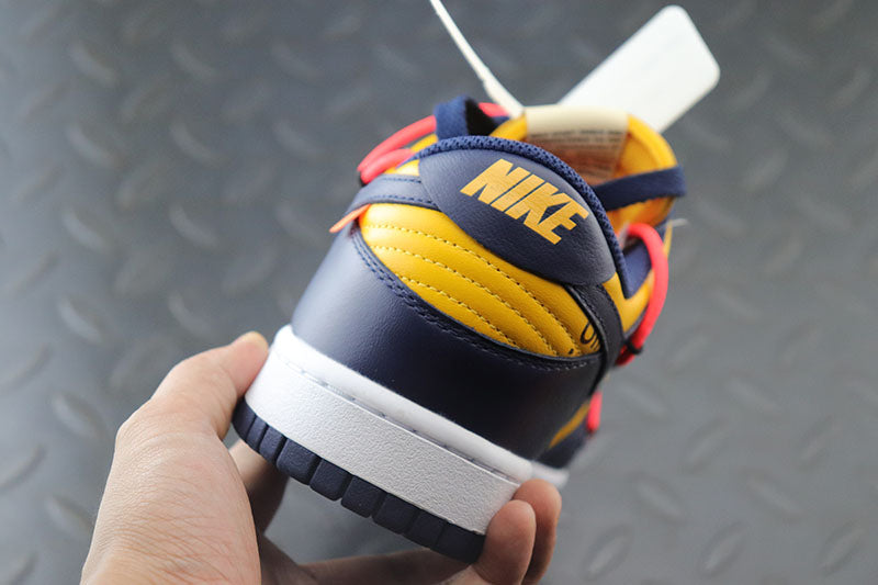 Nike Off-White x Dunk Low