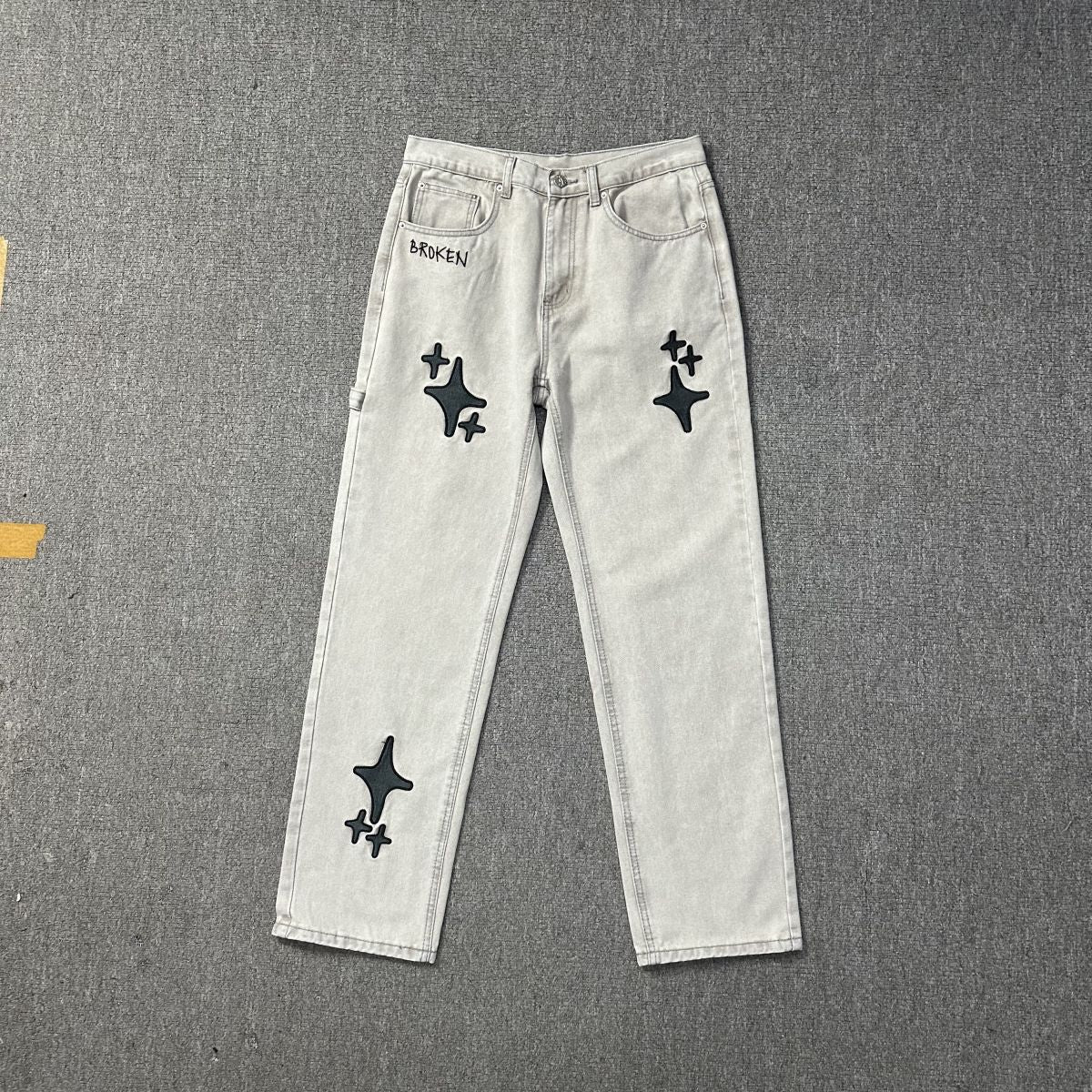 BROKEN PLANET JEANS